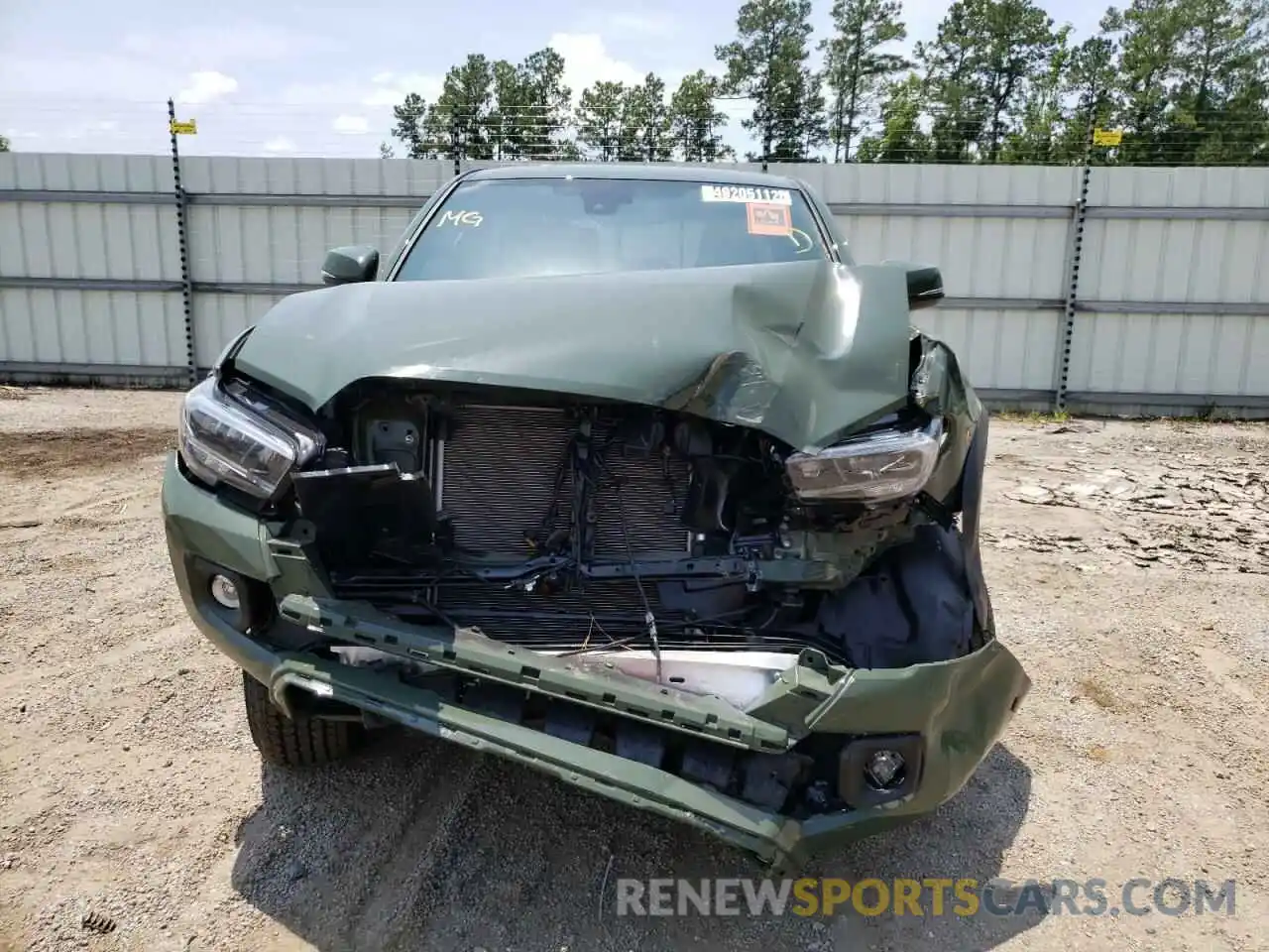 9 Photograph of a damaged car 3TMCZ5AN1NM460489 TOYOTA TACOMA 2022