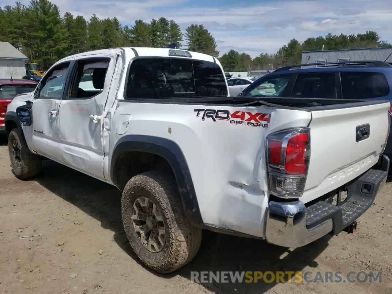 3 Photograph of a damaged car 3TMCZ5AN1NM460718 TOYOTA TACOMA 2022