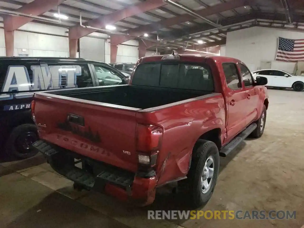 4 Photograph of a damaged car 3TMCZ5AN1NM466194 TOYOTA TACOMA 2022