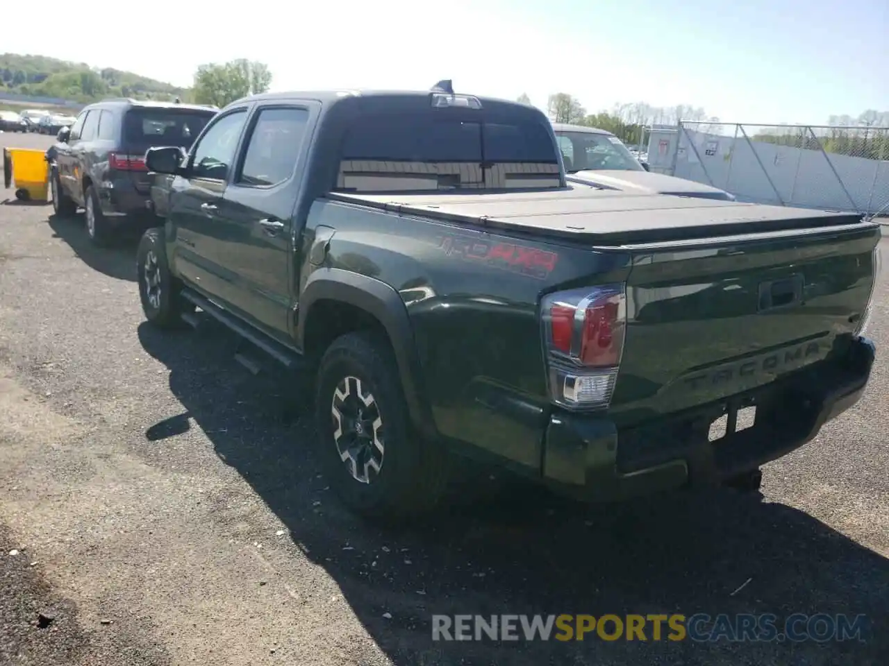 3 Photograph of a damaged car 3TMCZ5AN1NM471850 TOYOTA TACOMA 2022