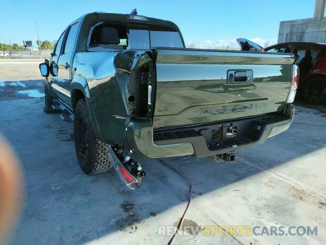 3 Photograph of a damaged car 3TMCZ5AN1NM473436 TOYOTA TACOMA 2022