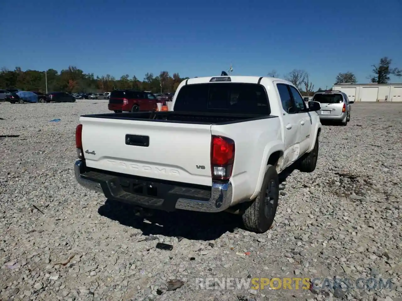 4 Photograph of a damaged car 3TMCZ5AN1NM478278 TOYOTA TACOMA 2022