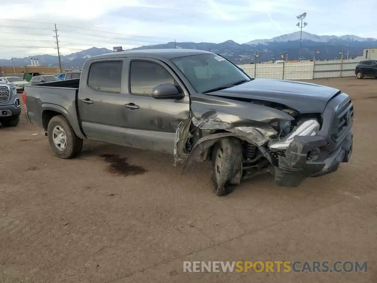 4 Photograph of a damaged car 3TMCZ5AN1NM482587 TOYOTA TACOMA 2022