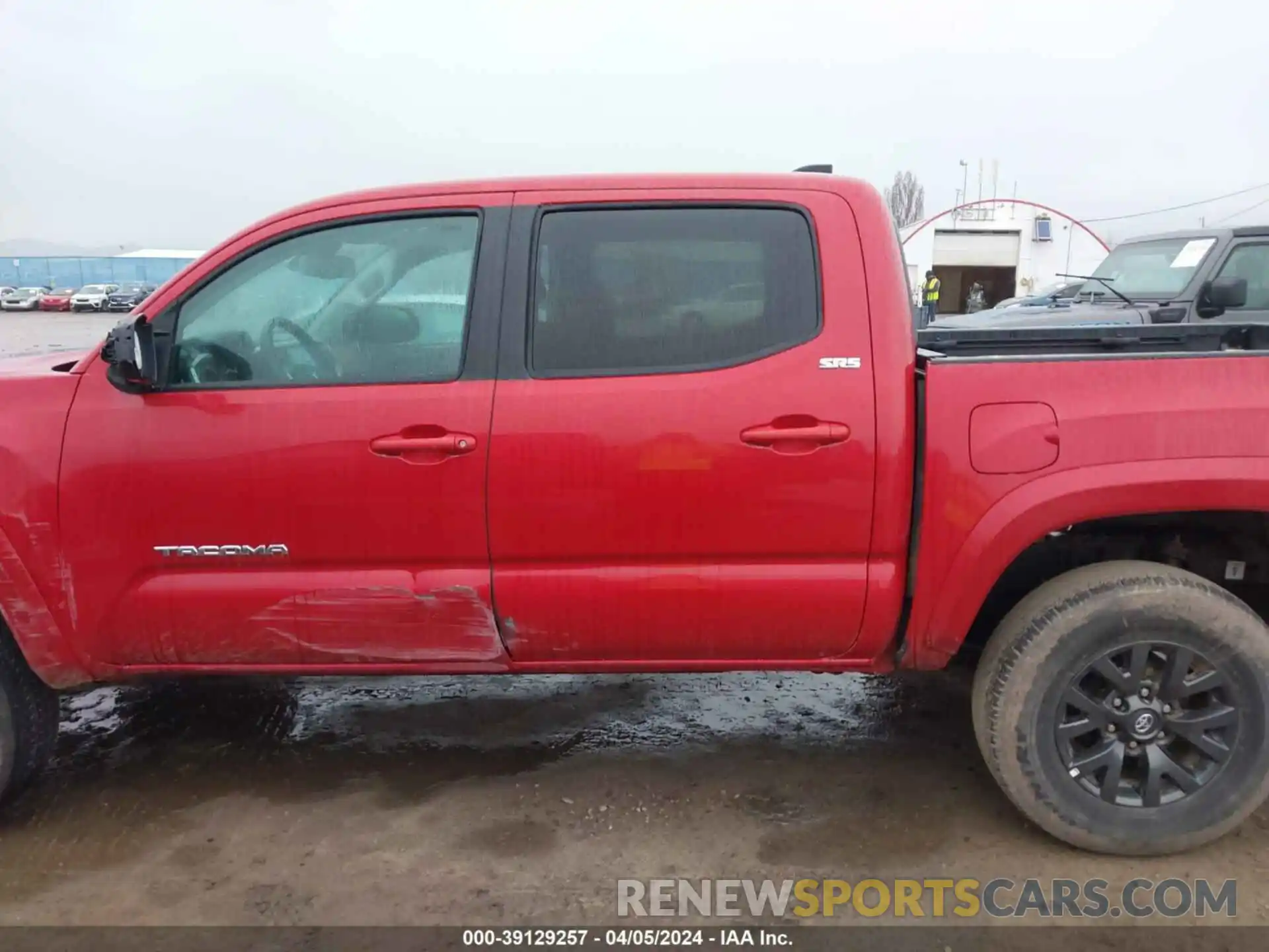 15 Photograph of a damaged car 3TMCZ5AN1NM489409 TOYOTA TACOMA 2022