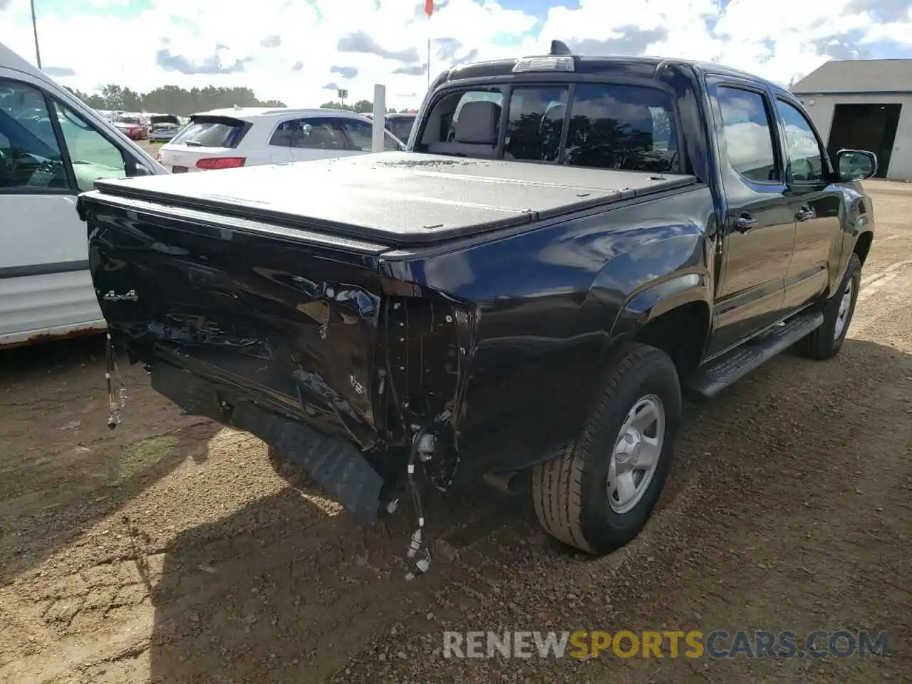 4 Photograph of a damaged car 3TMCZ5AN1NM500165 TOYOTA TACOMA 2022