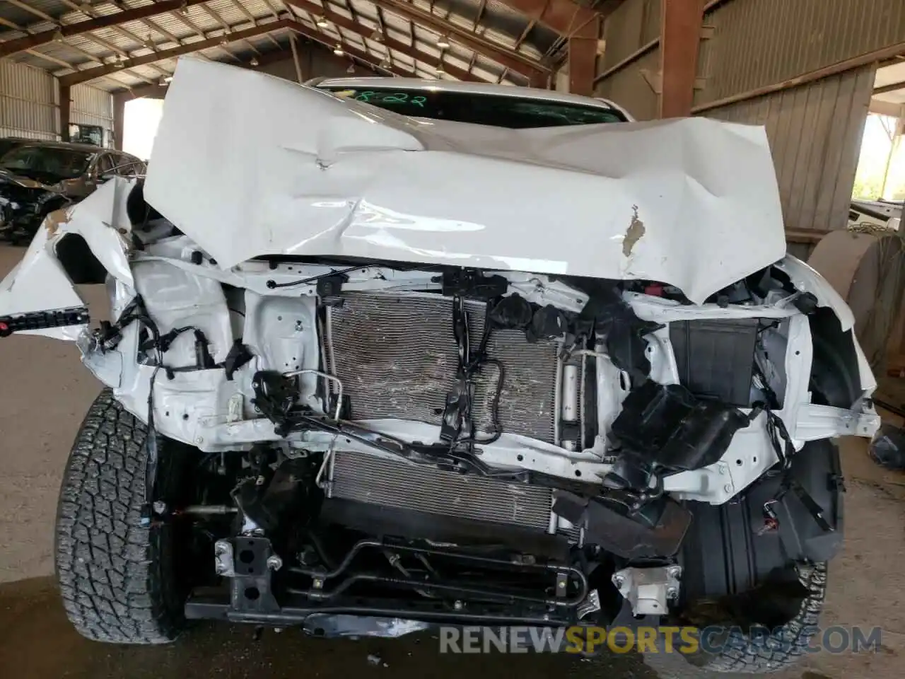 9 Photograph of a damaged car 3TMCZ5AN2NM458637 TOYOTA TACOMA 2022