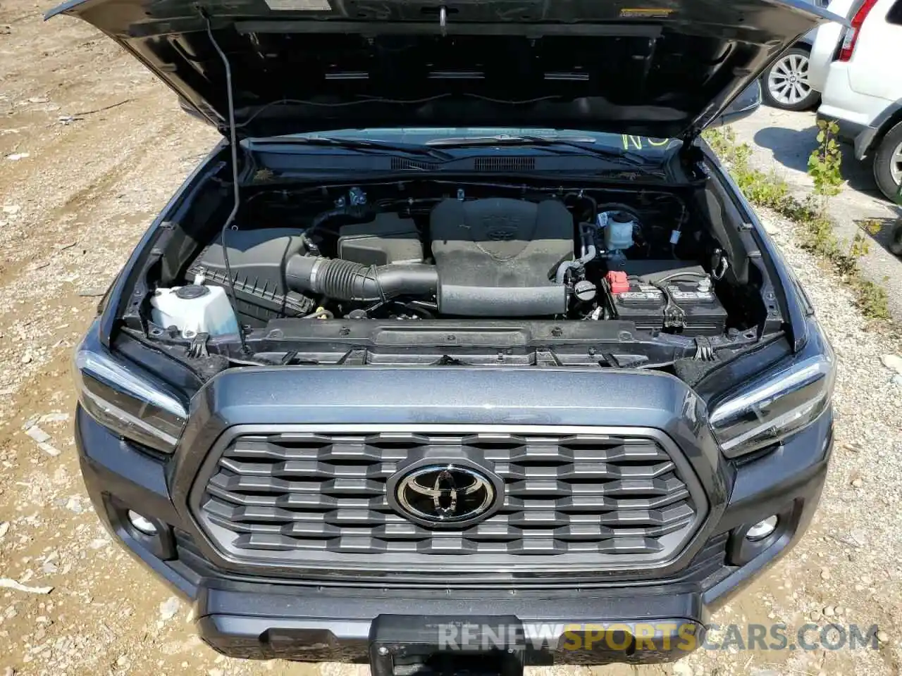 7 Photograph of a damaged car 3TMCZ5AN2NM459626 TOYOTA TACOMA 2022