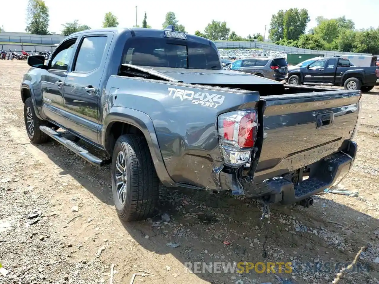 9 Photograph of a damaged car 3TMCZ5AN2NM459626 TOYOTA TACOMA 2022