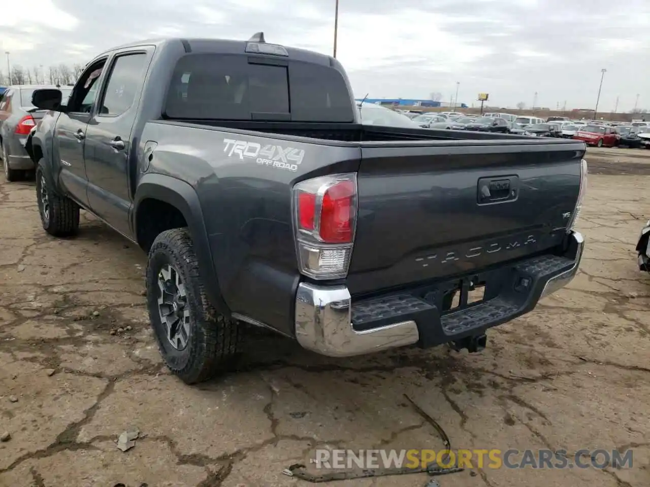 3 Photograph of a damaged car 3TMCZ5AN2NM464552 TOYOTA TACOMA 2022