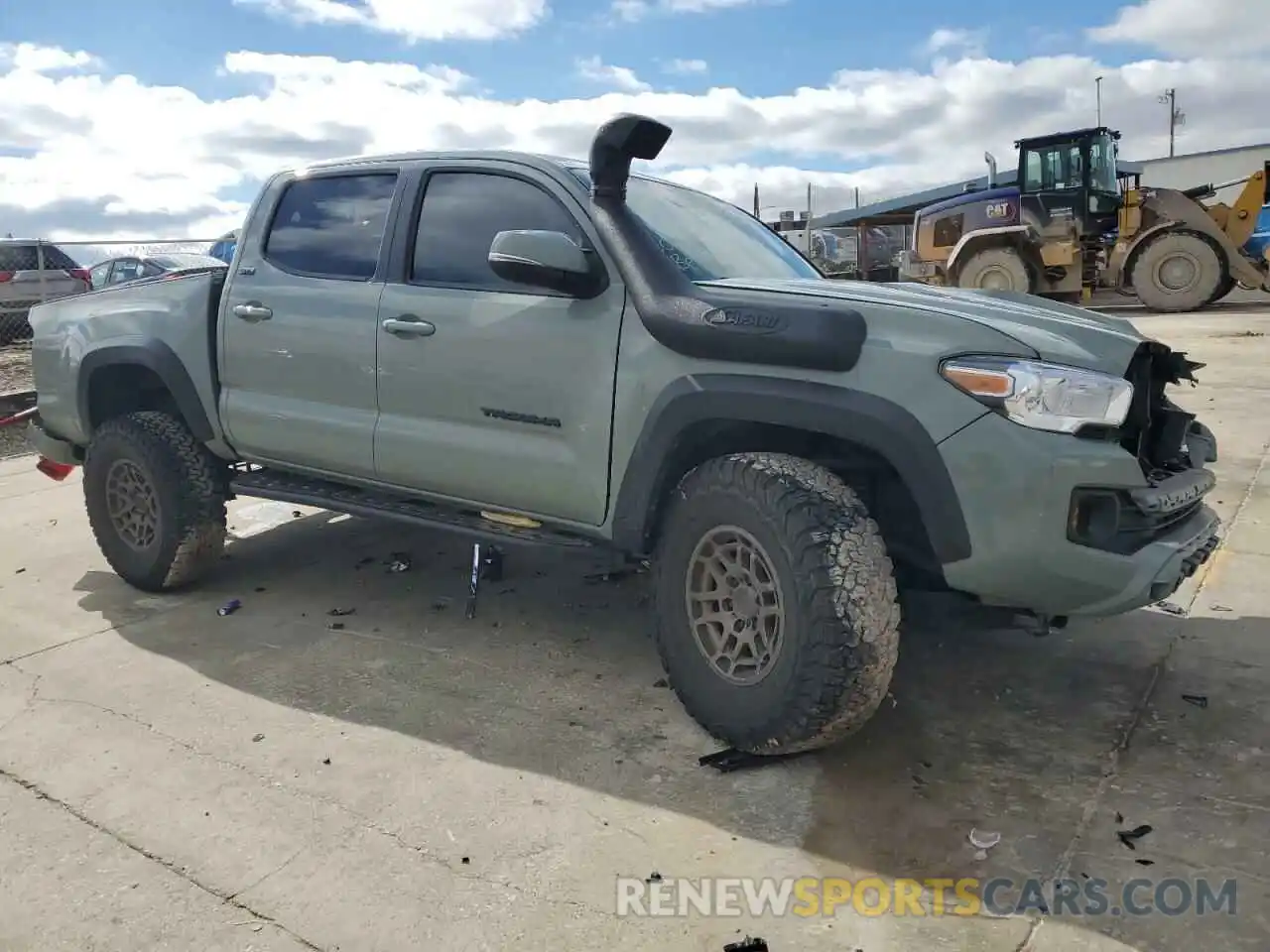 4 Photograph of a damaged car 3TMCZ5AN2NM479147 TOYOTA TACOMA 2022