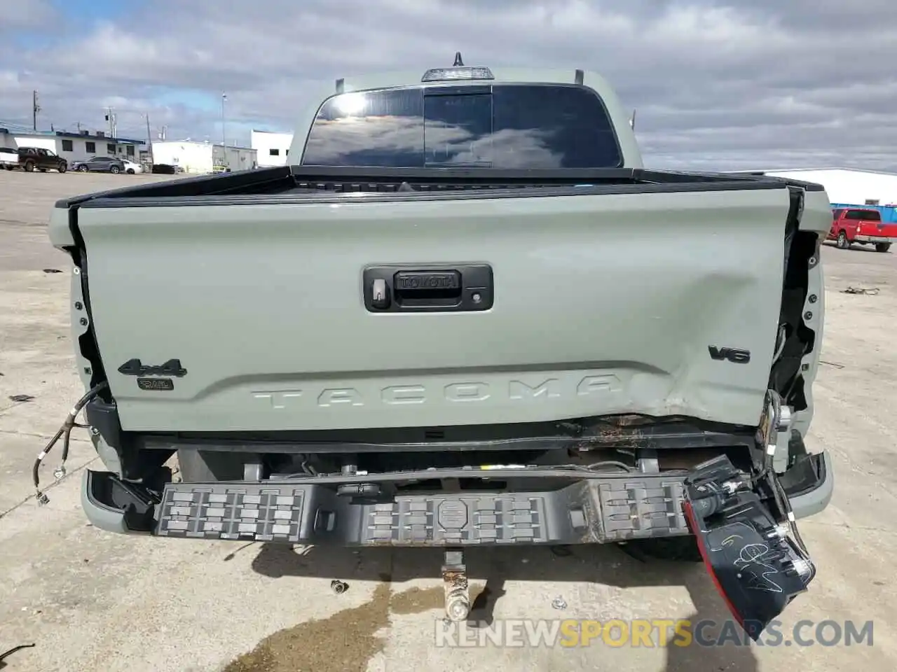 6 Photograph of a damaged car 3TMCZ5AN2NM479147 TOYOTA TACOMA 2022