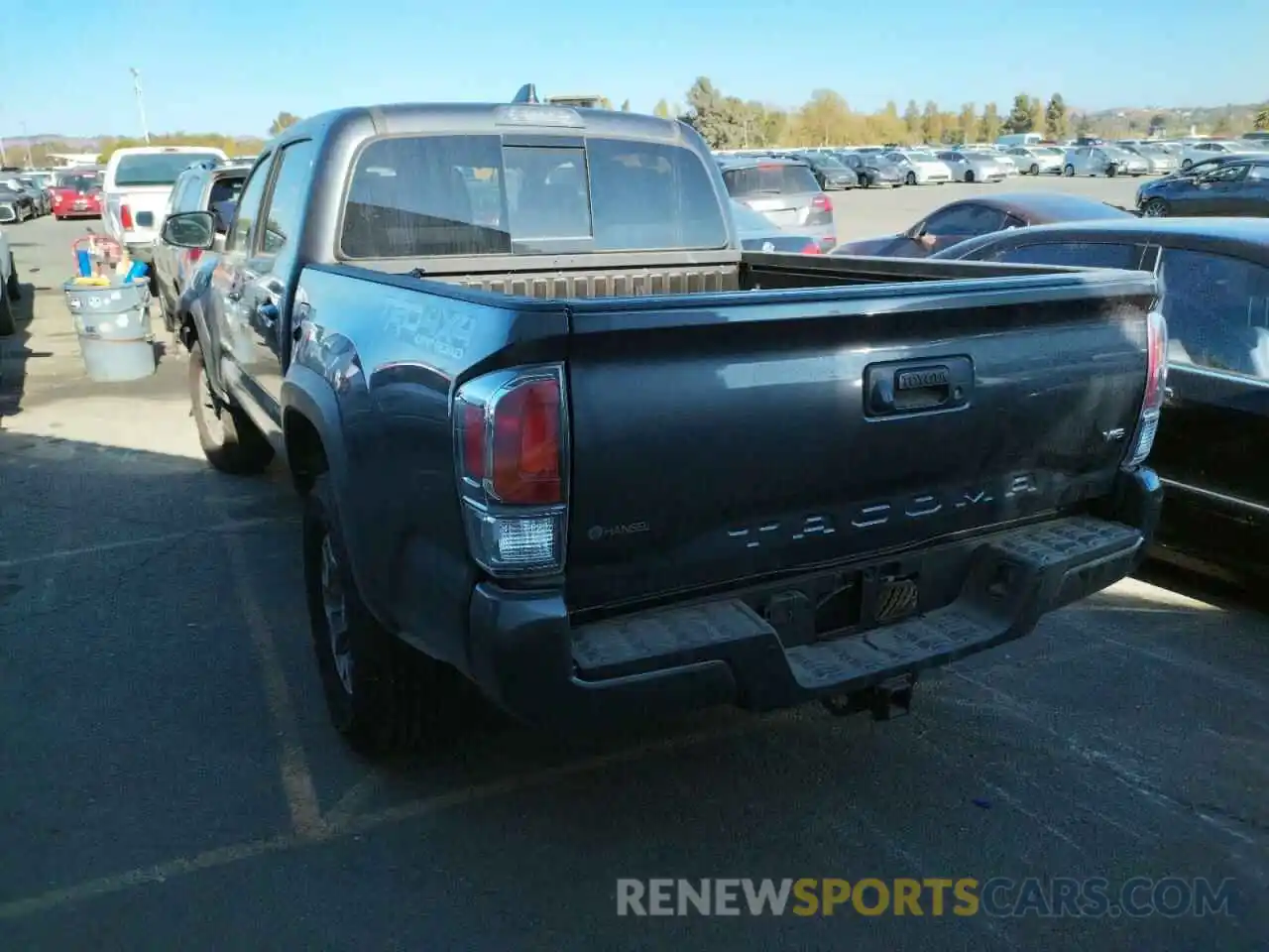 3 Photograph of a damaged car 3TMCZ5AN2NM497857 TOYOTA TACOMA 2022