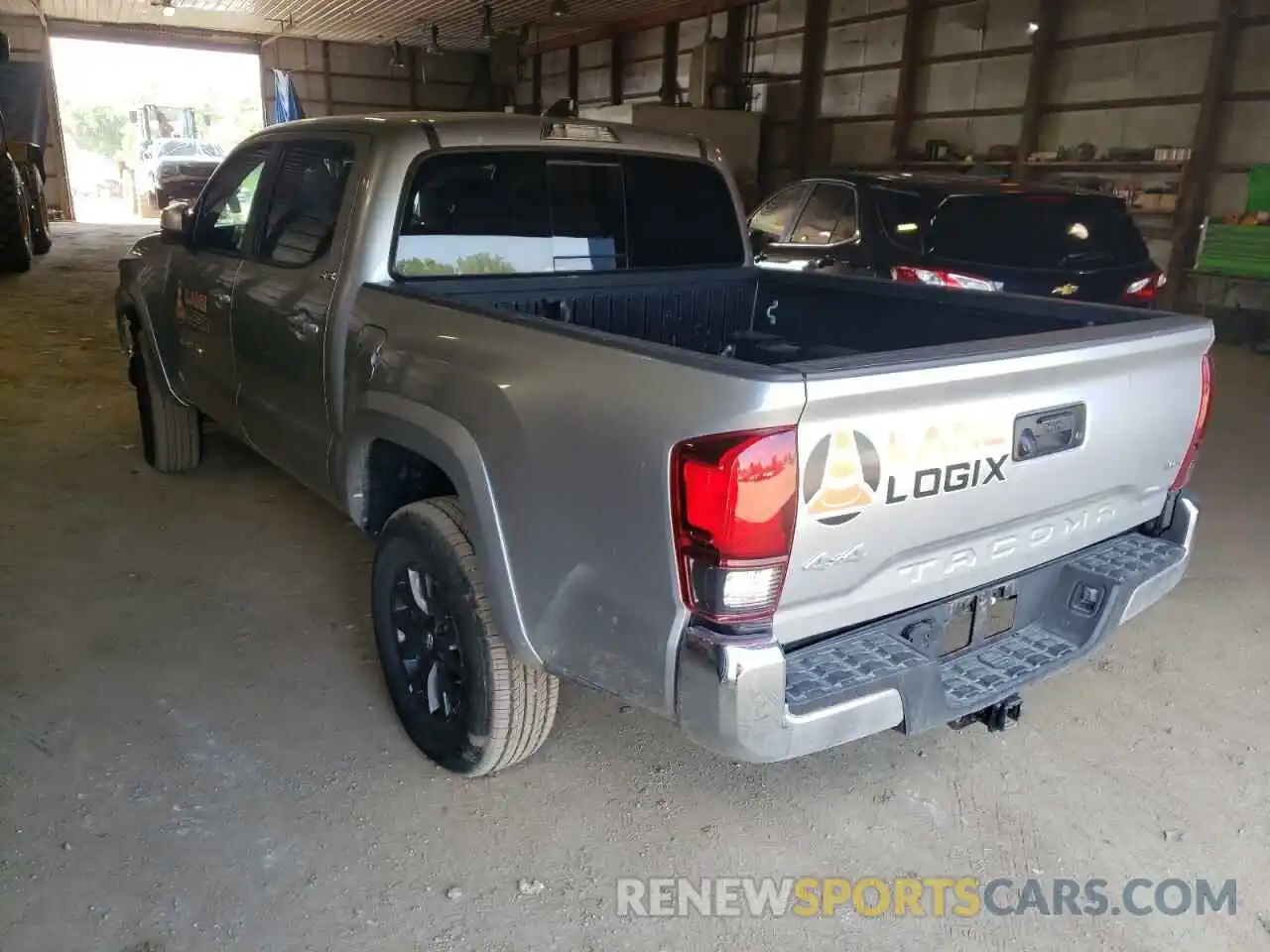 3 Photograph of a damaged car 3TMCZ5AN3NM456850 TOYOTA TACOMA 2022