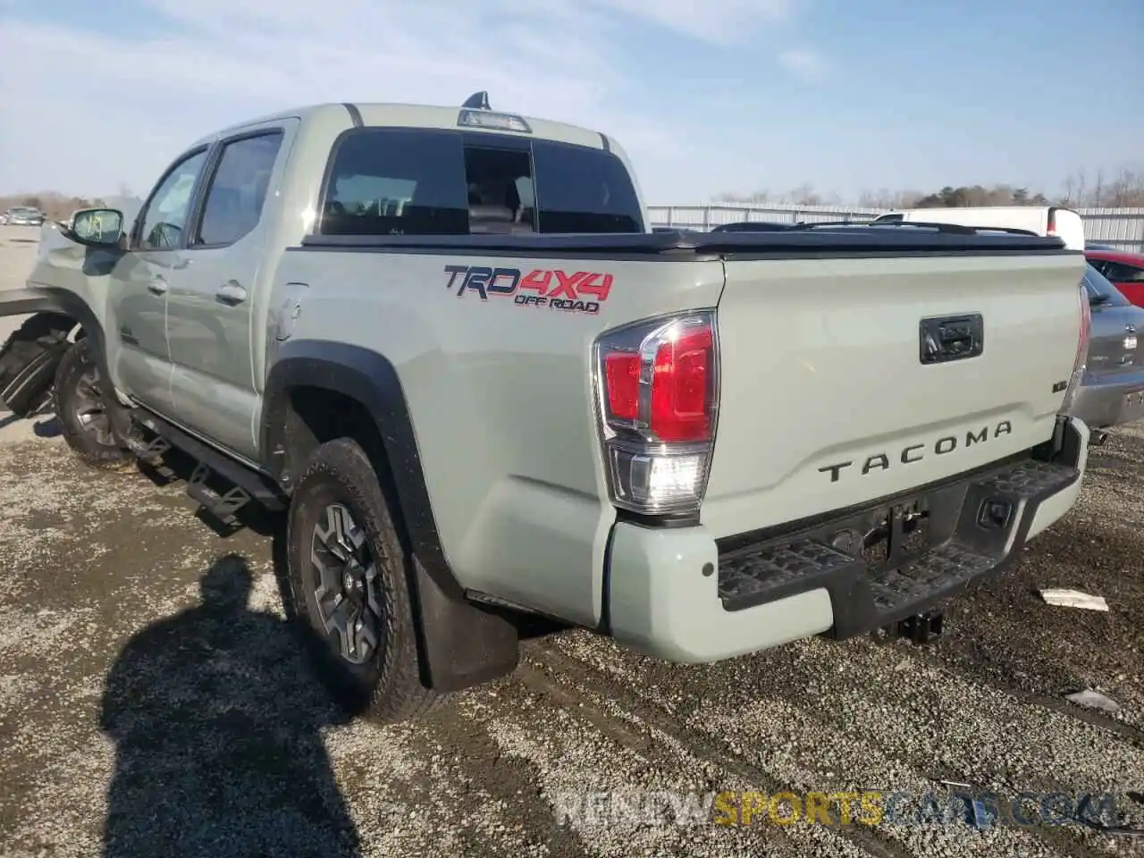 3 Photograph of a damaged car 3TMCZ5AN3NM468819 TOYOTA TACOMA 2022