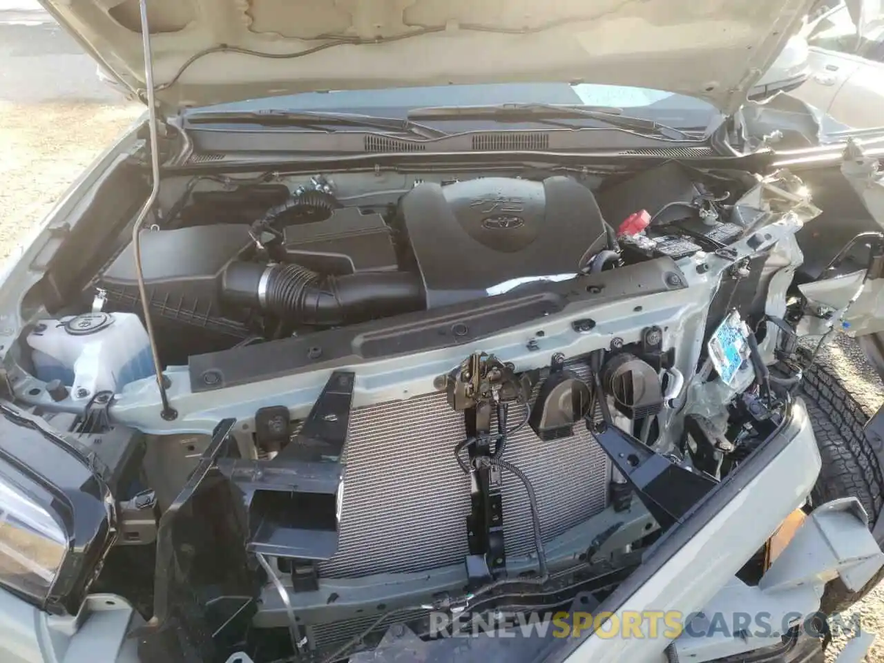 7 Photograph of a damaged car 3TMCZ5AN3NM468819 TOYOTA TACOMA 2022