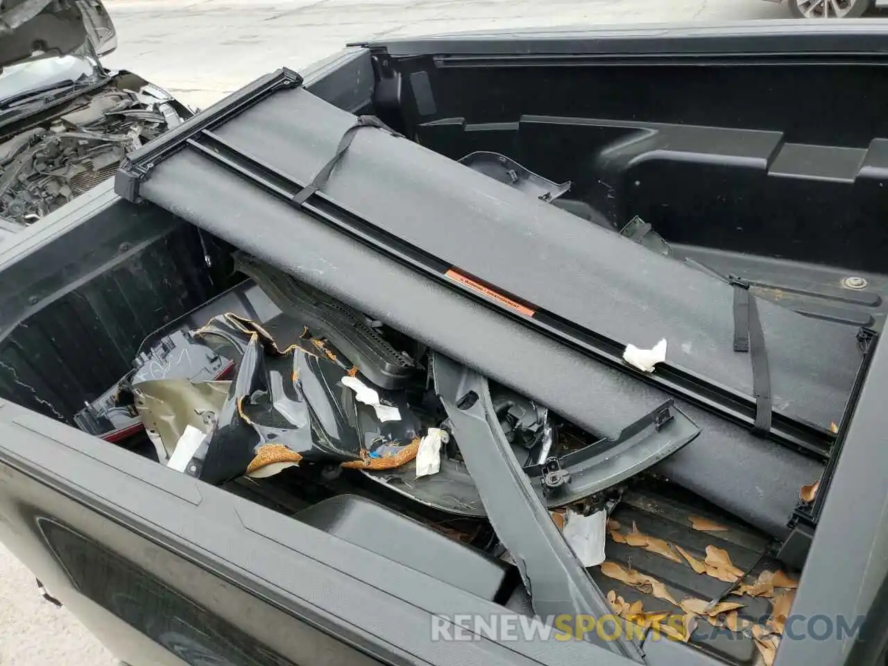 12 Photograph of a damaged car 3TMCZ5AN3NM475642 TOYOTA TACOMA 2022