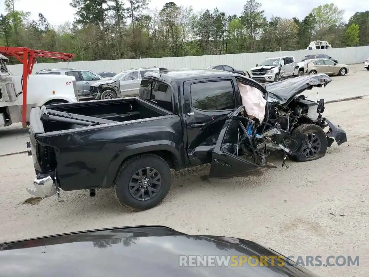 3 Photograph of a damaged car 3TMCZ5AN3NM475642 TOYOTA TACOMA 2022