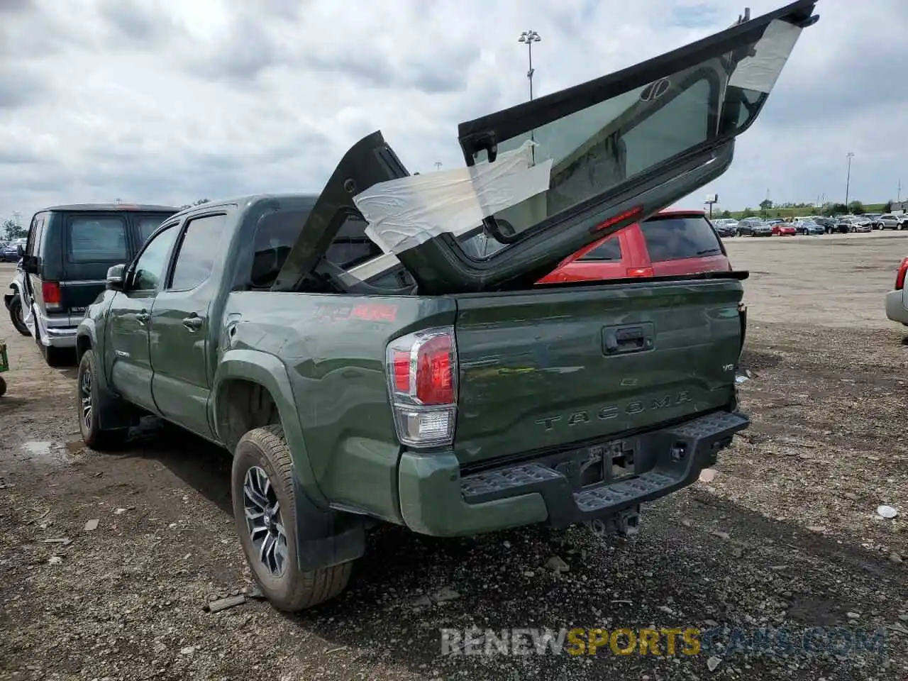 3 Photograph of a damaged car 3TMCZ5AN3NM485622 TOYOTA TACOMA 2022