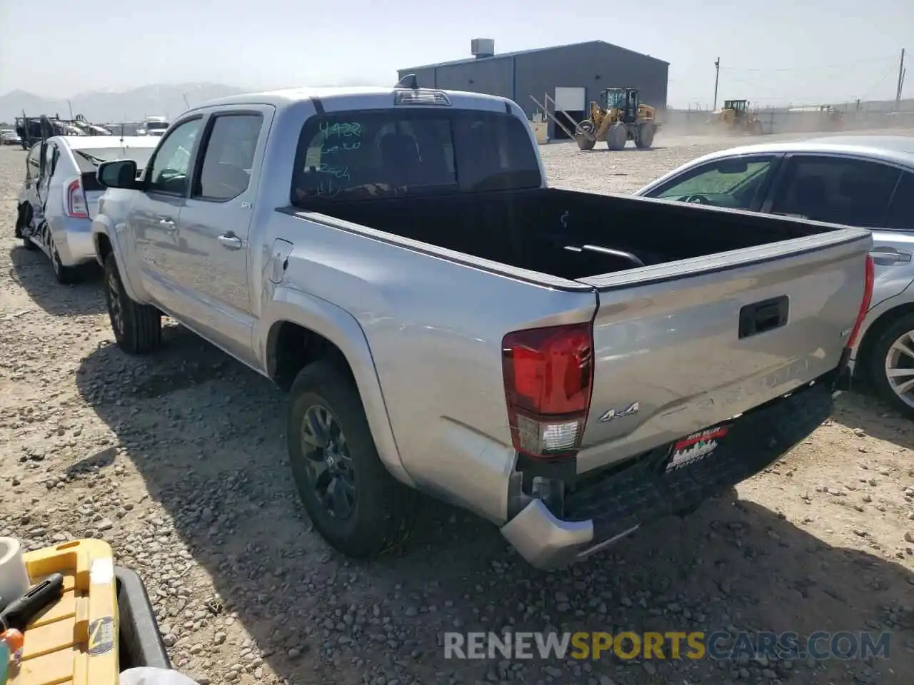 3 Photograph of a damaged car 3TMCZ5AN3NM487421 TOYOTA TACOMA 2022