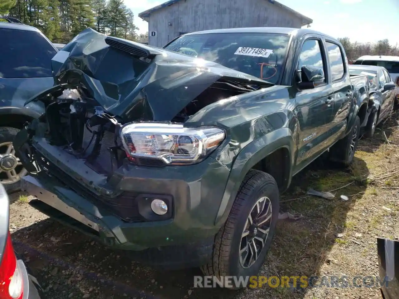 2 Photograph of a damaged car 3TMCZ5AN4NM462110 TOYOTA TACOMA 2022