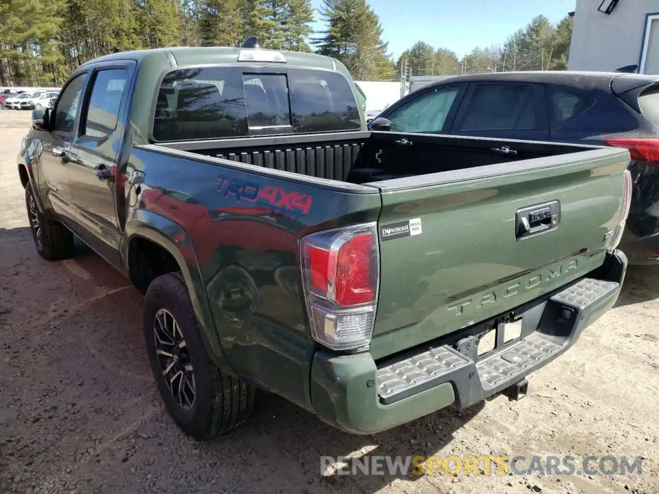 3 Photograph of a damaged car 3TMCZ5AN4NM462110 TOYOTA TACOMA 2022