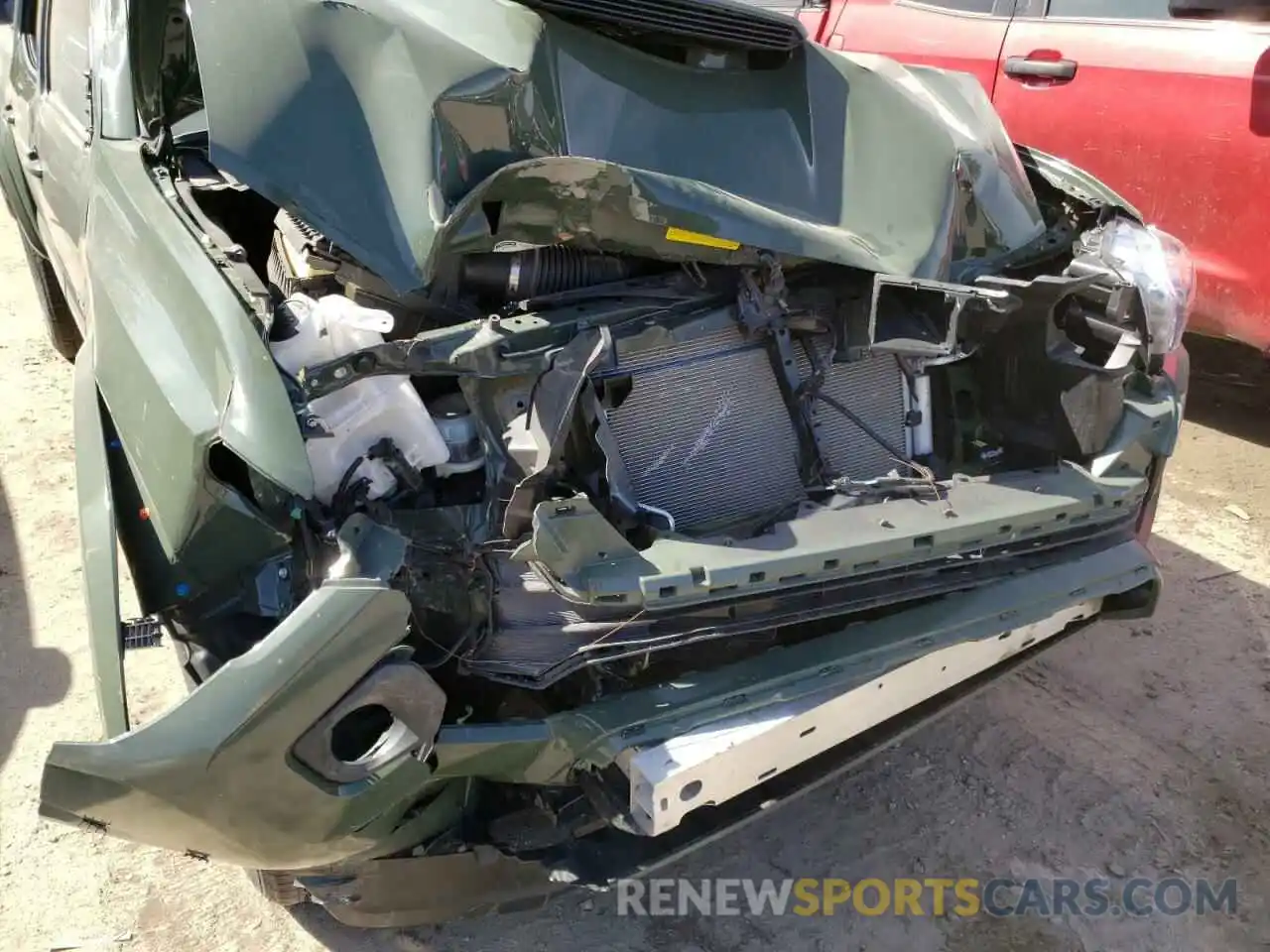 9 Photograph of a damaged car 3TMCZ5AN4NM462110 TOYOTA TACOMA 2022