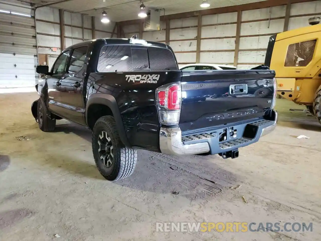 3 Photograph of a damaged car 3TMCZ5AN4NM474872 TOYOTA TACOMA 2022