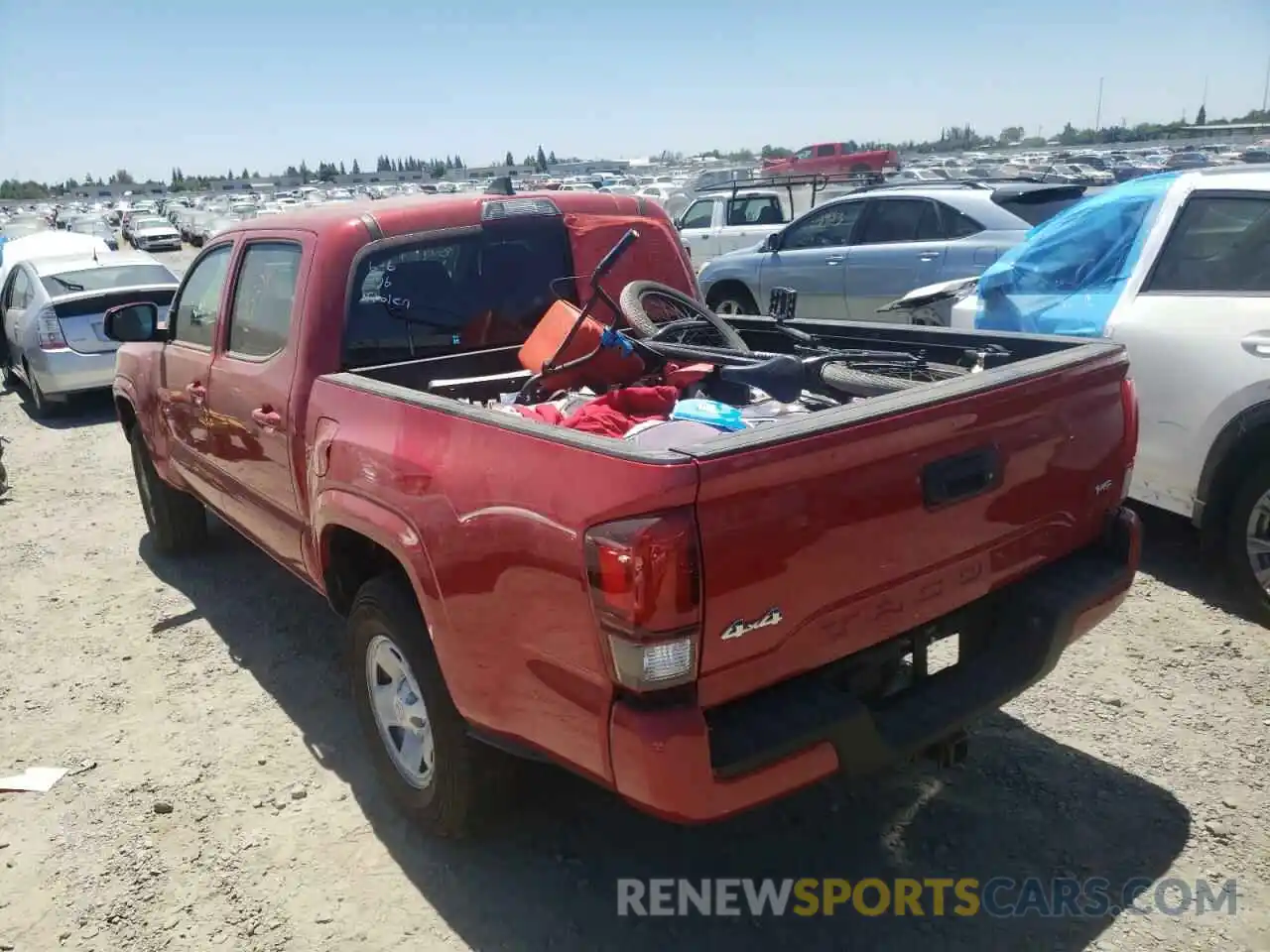 3 Photograph of a damaged car 3TMCZ5AN4NM479277 TOYOTA TACOMA 2022