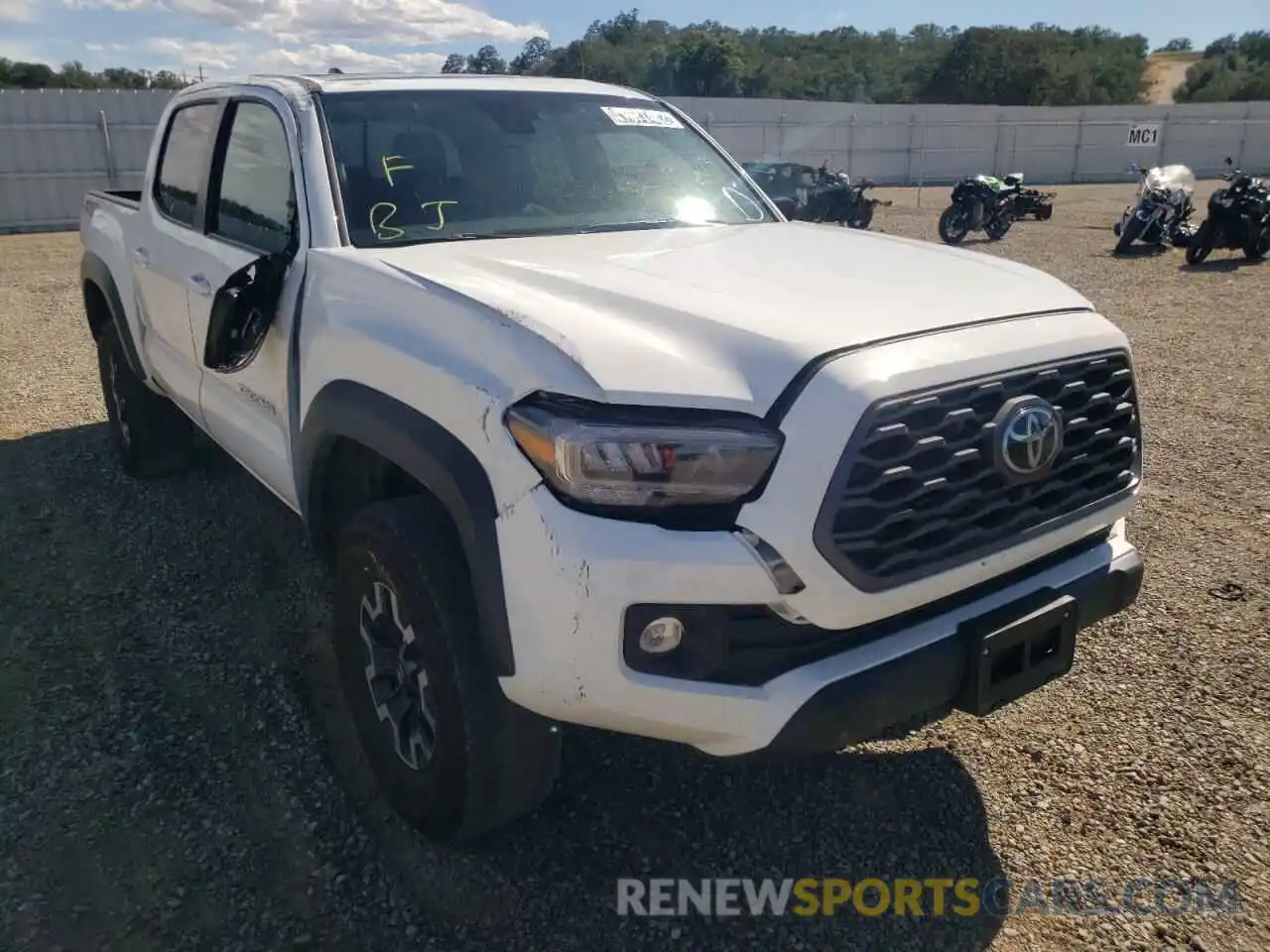 1 Photograph of a damaged car 3TMCZ5AN4NM486309 TOYOTA TACOMA 2022