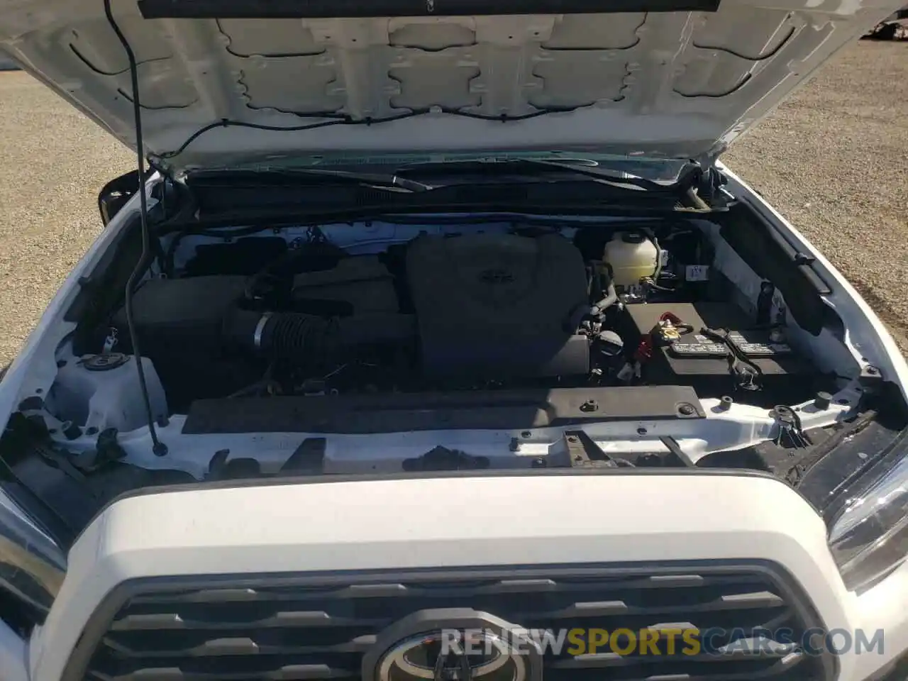 7 Photograph of a damaged car 3TMCZ5AN4NM486309 TOYOTA TACOMA 2022