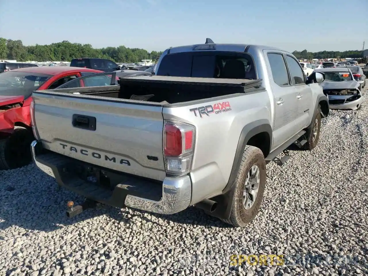 4 Photograph of a damaged car 3TMCZ5AN5NM463010 TOYOTA TACOMA 2022