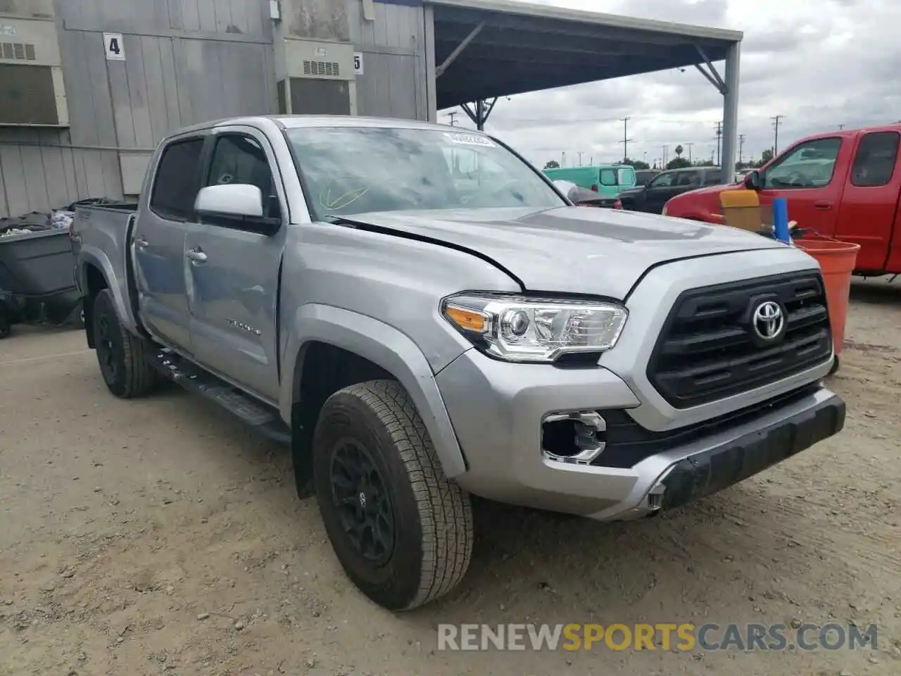 1 Photograph of a damaged car 3TMCZ5AN5NM463413 TOYOTA TACOMA 2022