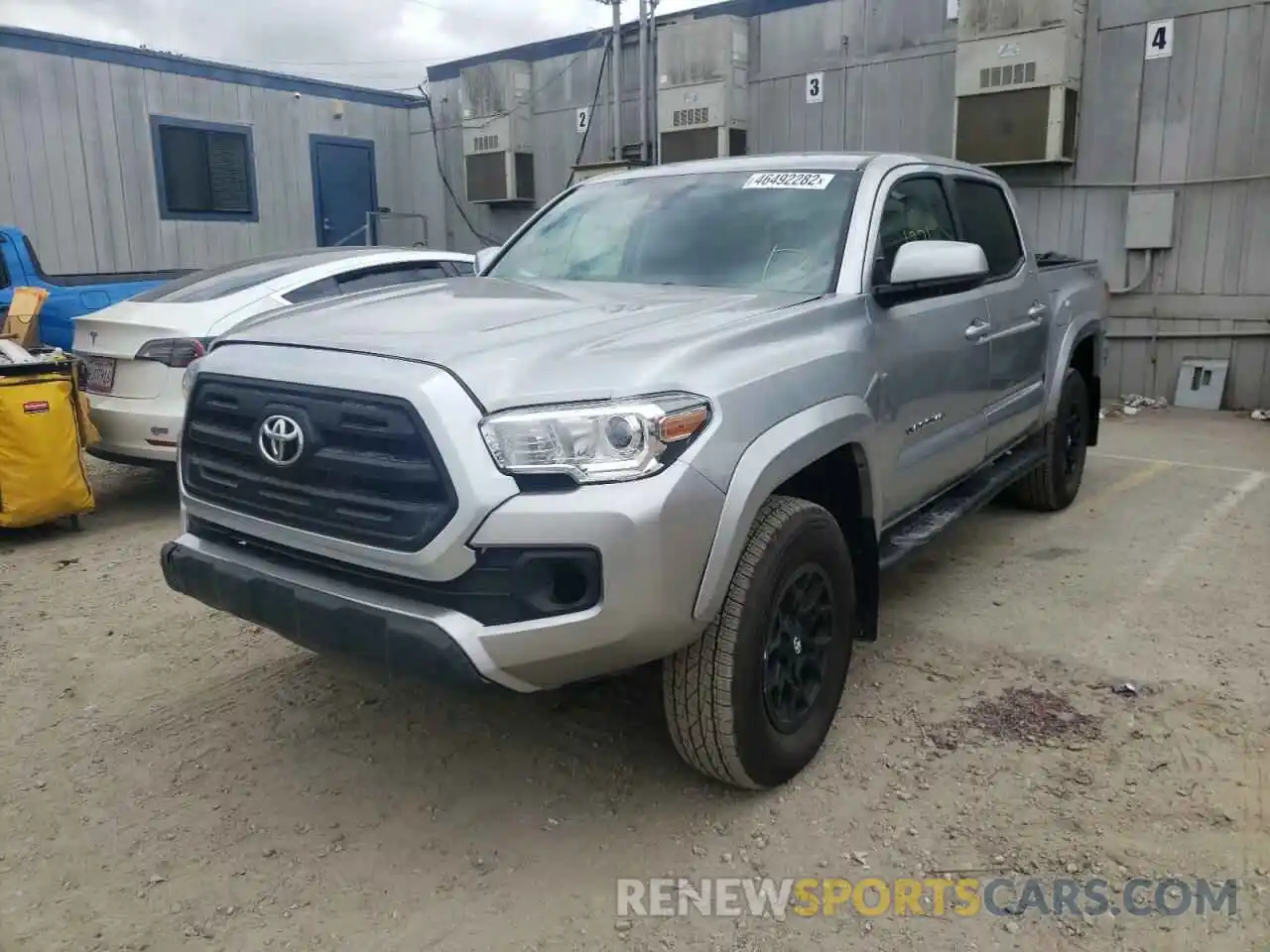 2 Photograph of a damaged car 3TMCZ5AN5NM463413 TOYOTA TACOMA 2022