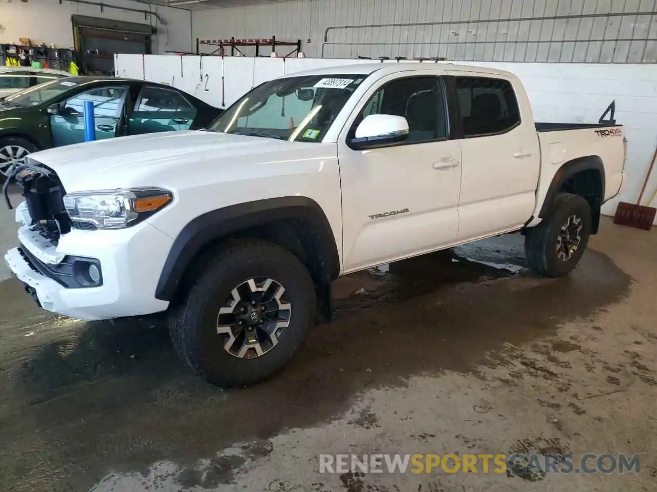 1 Photograph of a damaged car 3TMCZ5AN5NM465114 TOYOTA TACOMA 2022