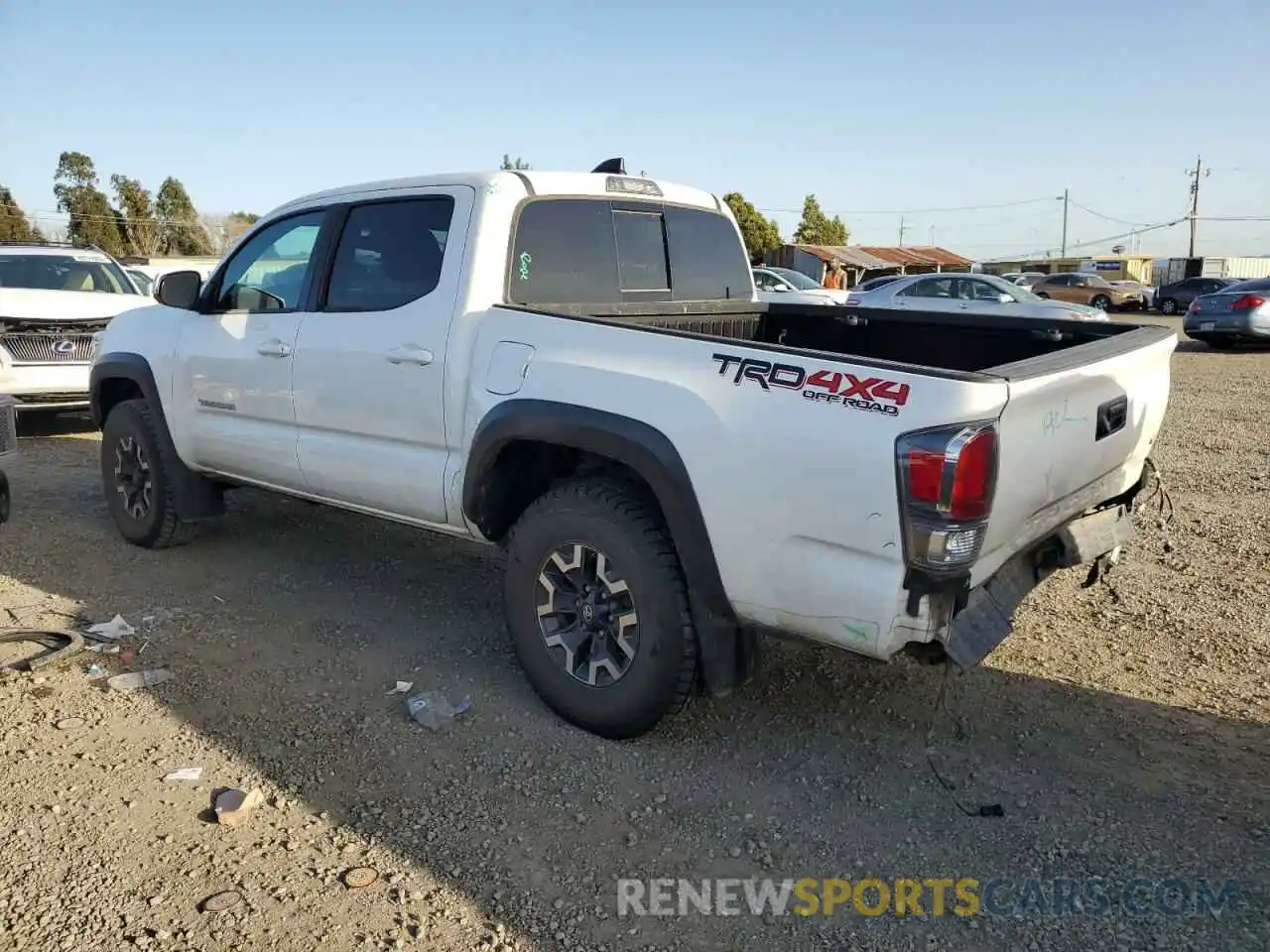 2 Photograph of a damaged car 3TMCZ5AN5NM471995 TOYOTA TACOMA 2022