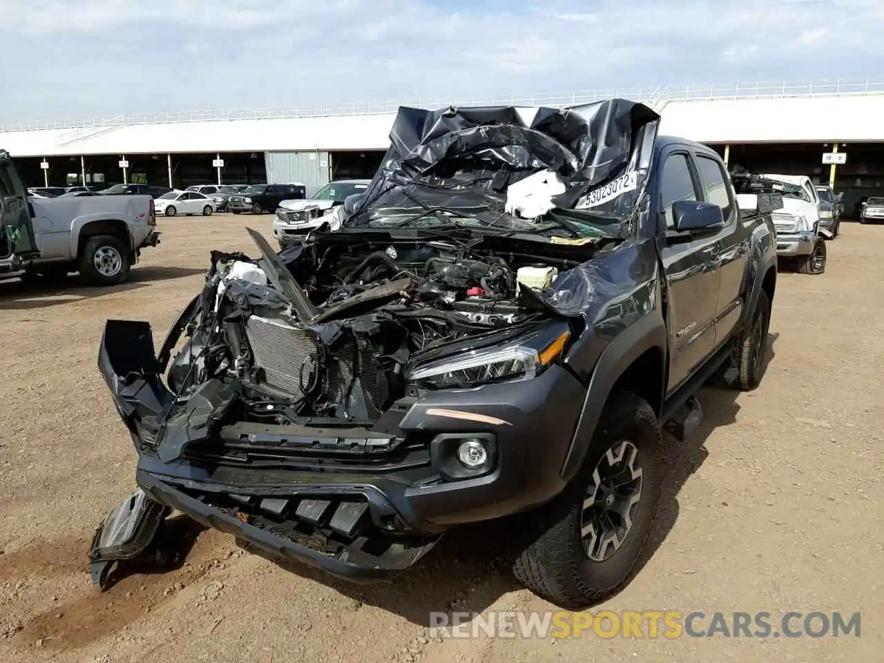 2 Photograph of a damaged car 3TMCZ5AN5NM472564 TOYOTA TACOMA 2022