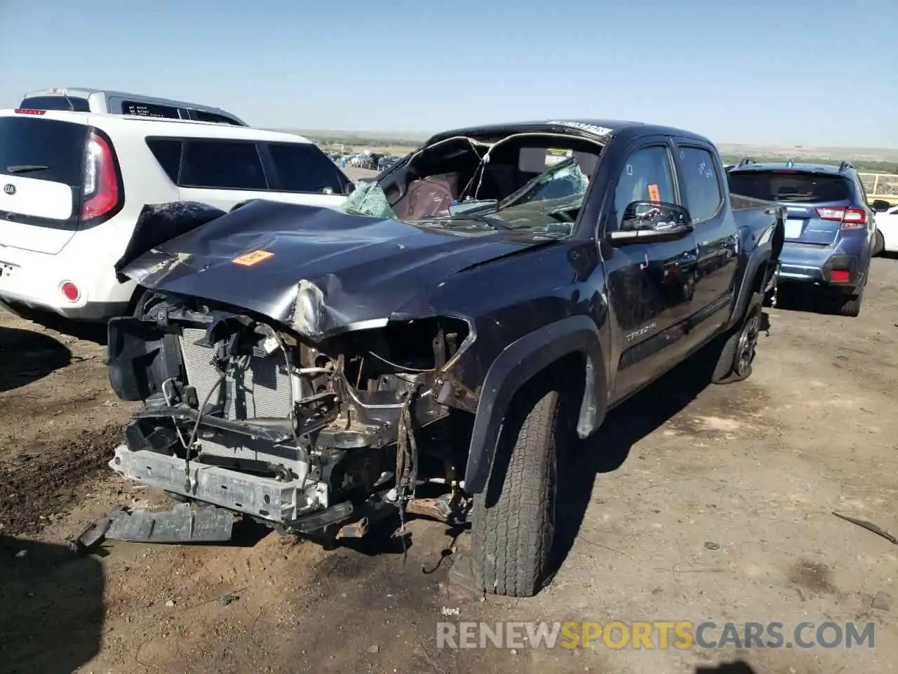 2 Photograph of a damaged car 3TMCZ5AN5NM475190 TOYOTA TACOMA 2022