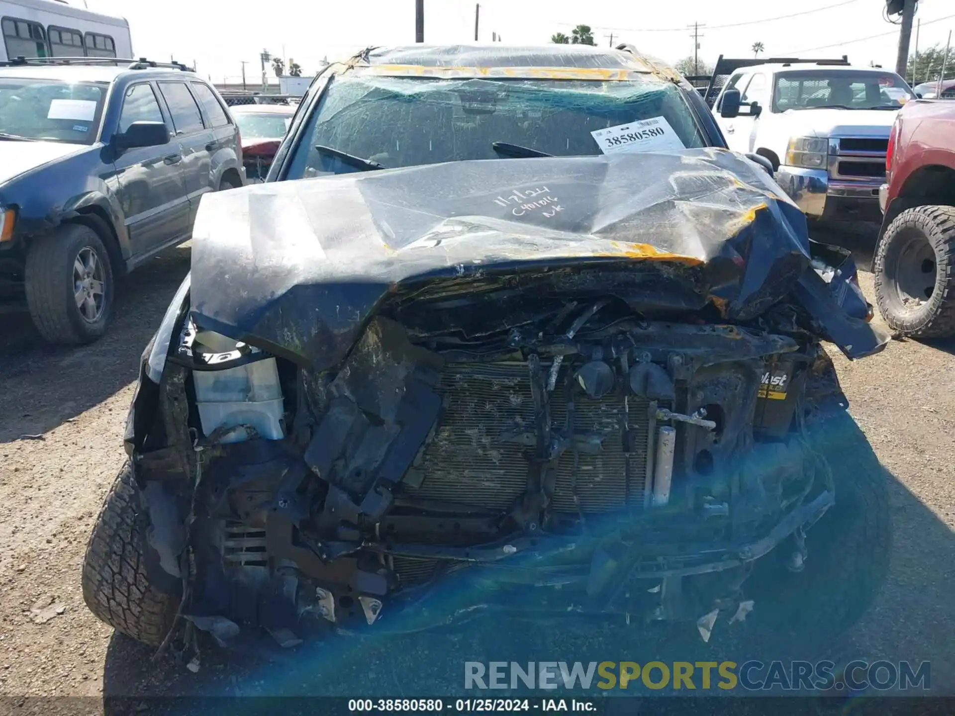 12 Photograph of a damaged car 3TMCZ5AN5NM480521 TOYOTA TACOMA 2022