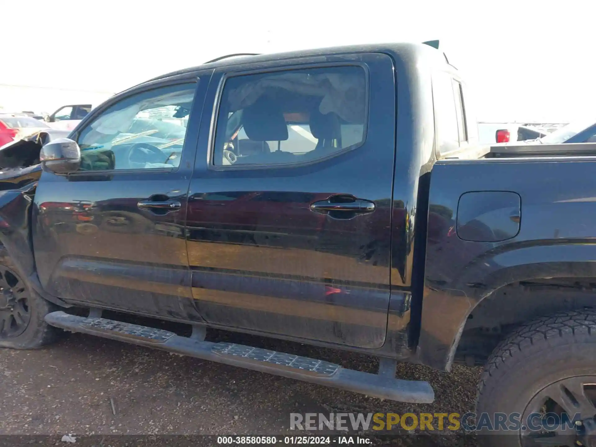 14 Photograph of a damaged car 3TMCZ5AN5NM480521 TOYOTA TACOMA 2022