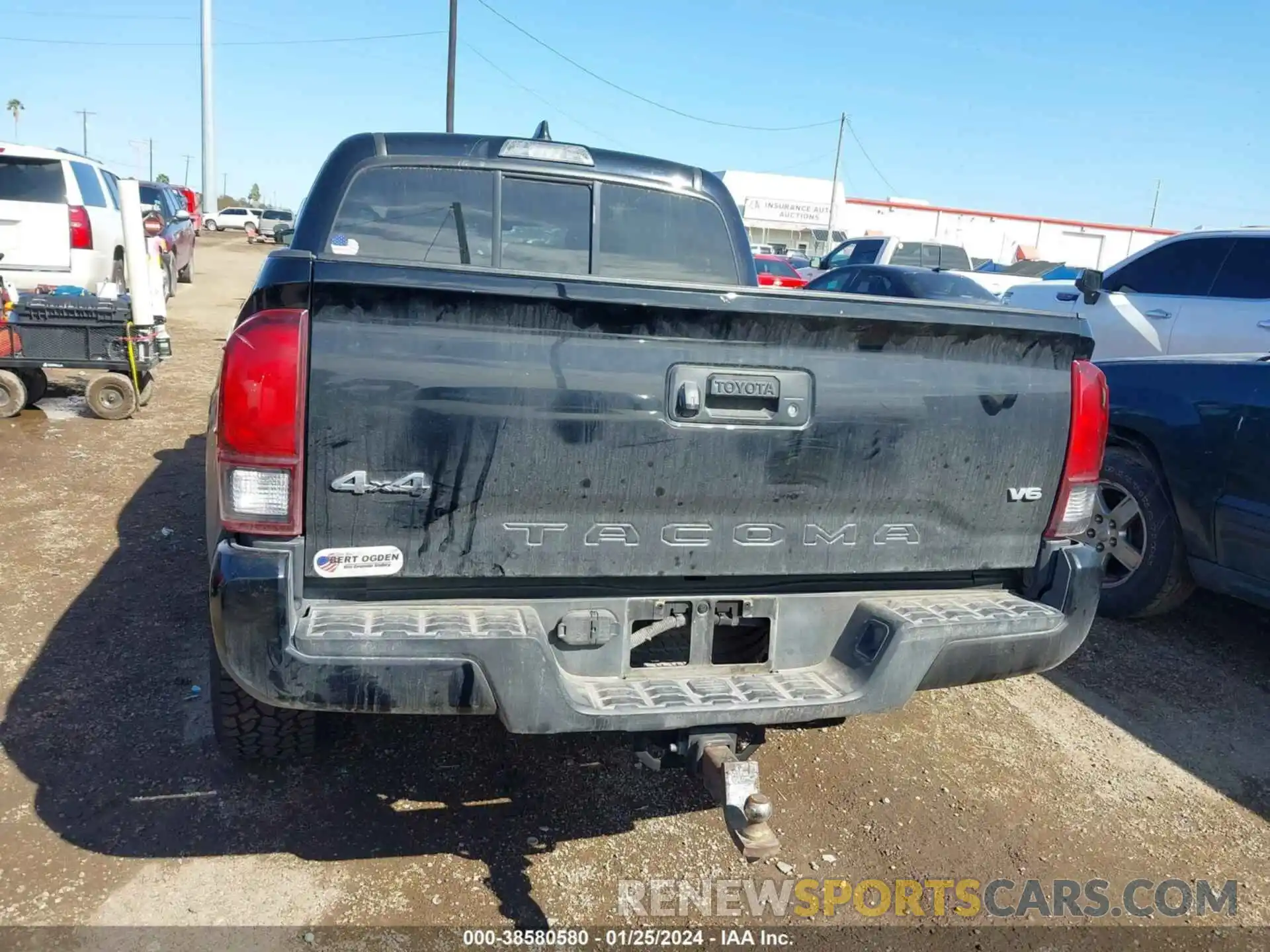 16 Photograph of a damaged car 3TMCZ5AN5NM480521 TOYOTA TACOMA 2022