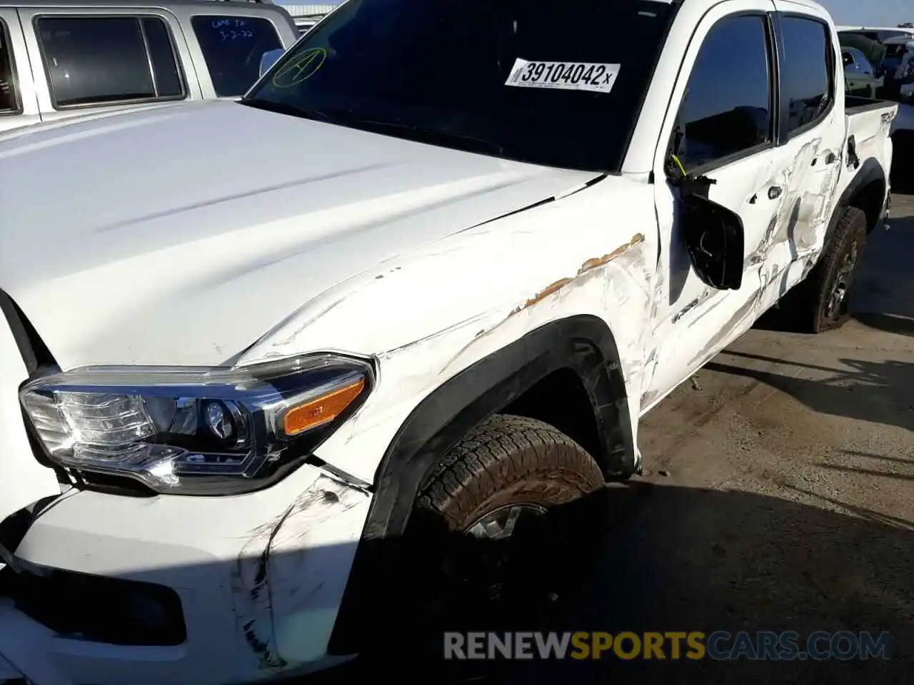 9 Photograph of a damaged car 3TMCZ5AN6NM456275 TOYOTA TACOMA 2022