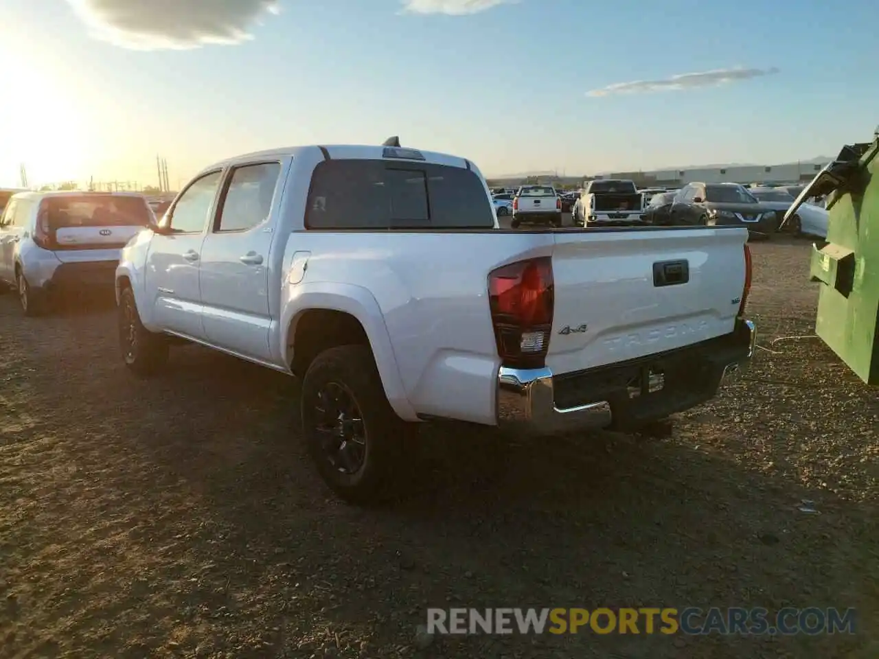 3 Photograph of a damaged car 3TMCZ5AN6NM480009 TOYOTA TACOMA 2022