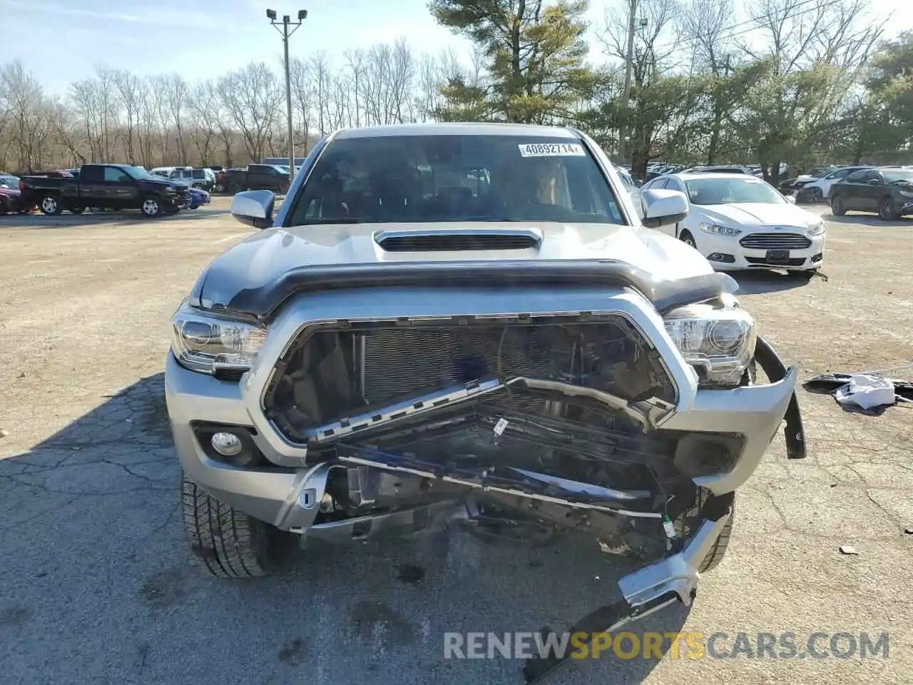 5 Photograph of a damaged car 3TMCZ5AN7NM453899 TOYOTA TACOMA 2022