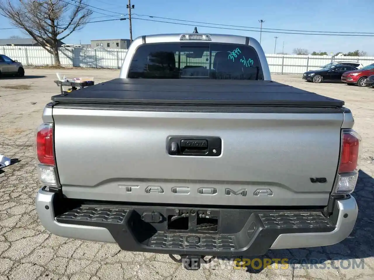 6 Photograph of a damaged car 3TMCZ5AN7NM453899 TOYOTA TACOMA 2022