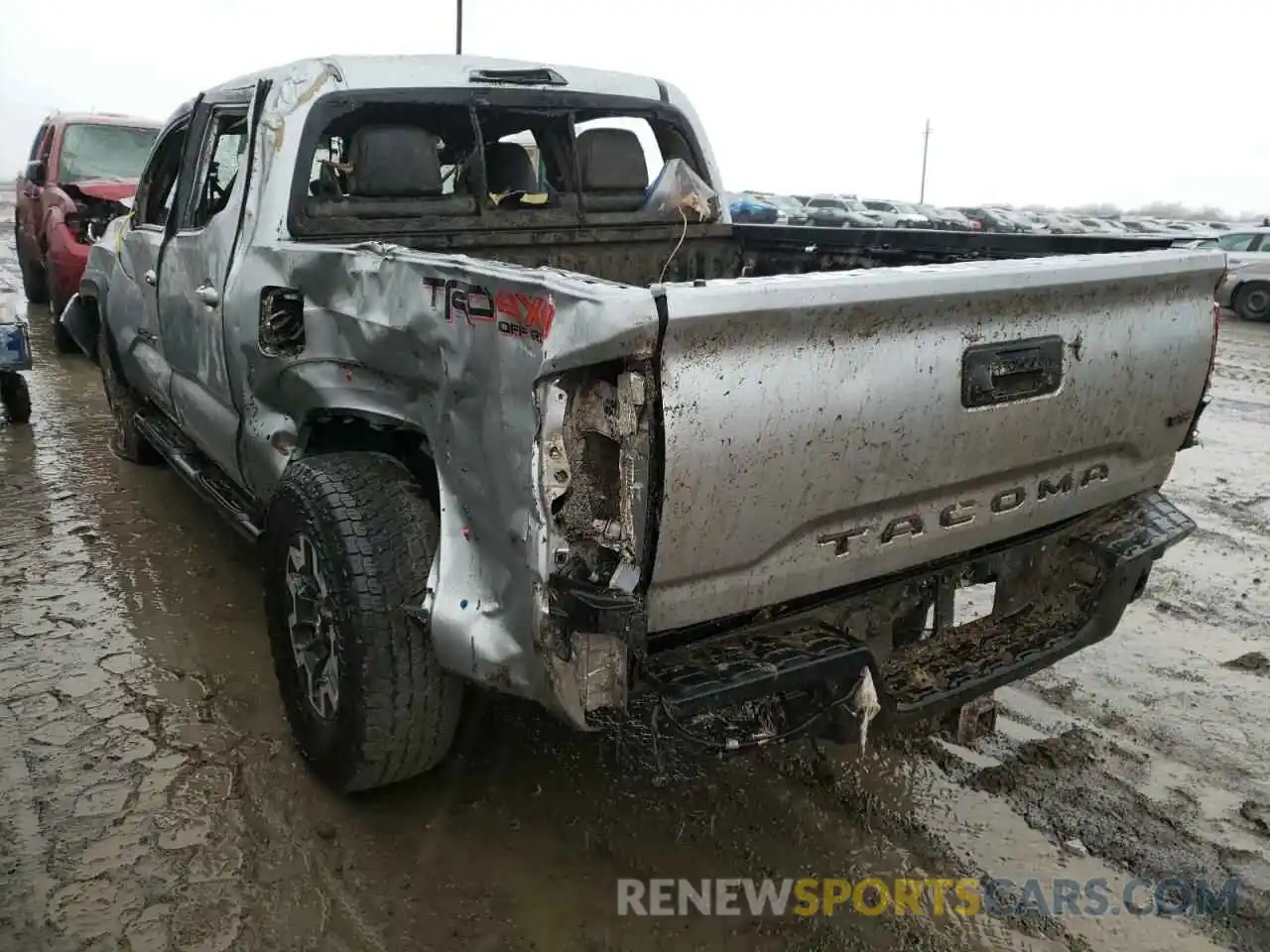 10 Photograph of a damaged car 3TMCZ5AN7NM460920 TOYOTA TACOMA 2022