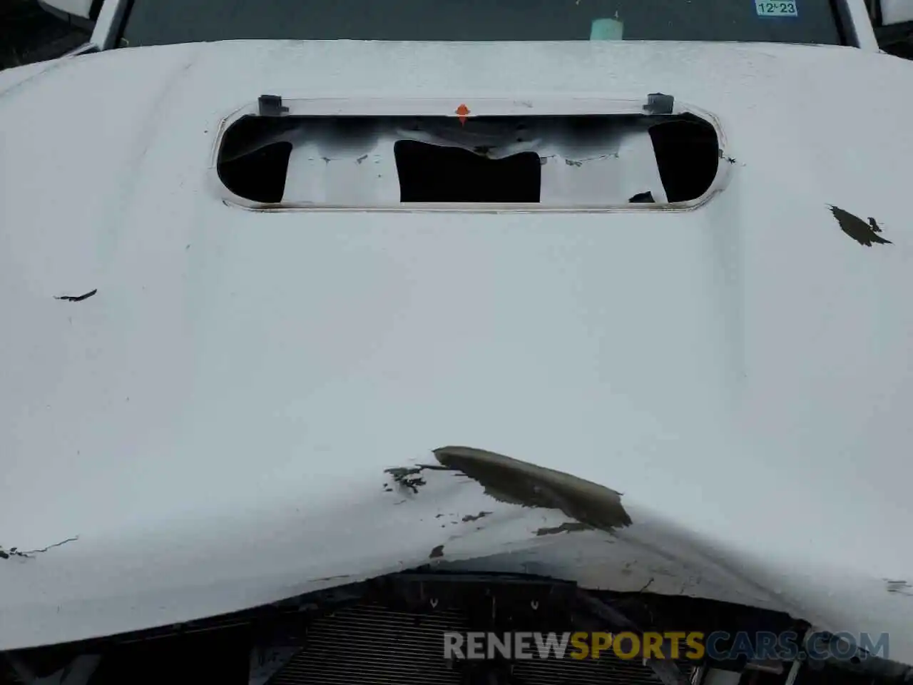 11 Photograph of a damaged car 3TMCZ5AN7NM474252 TOYOTA TACOMA 2022