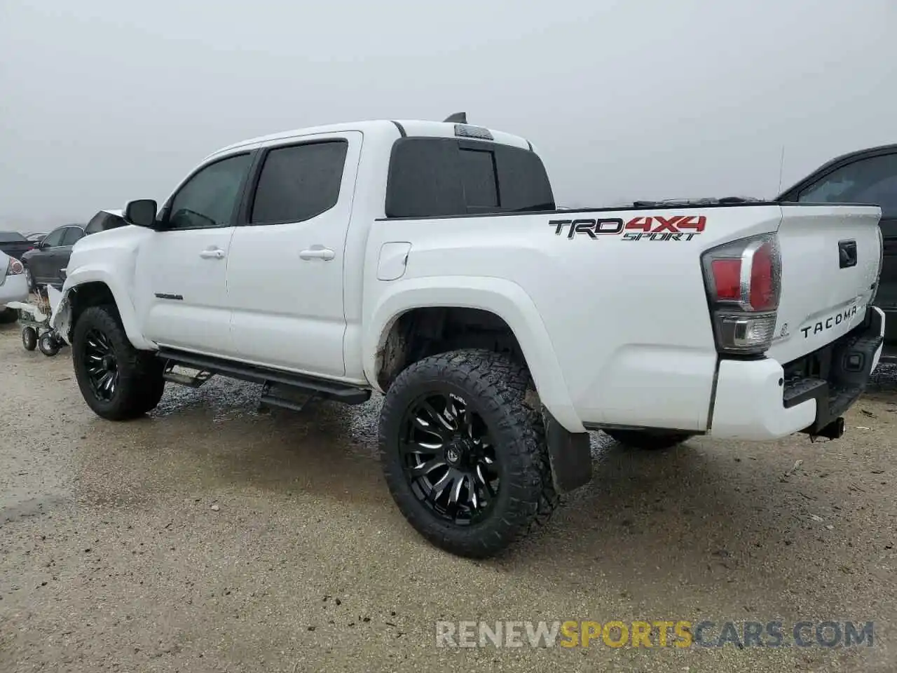 2 Photograph of a damaged car 3TMCZ5AN7NM474252 TOYOTA TACOMA 2022