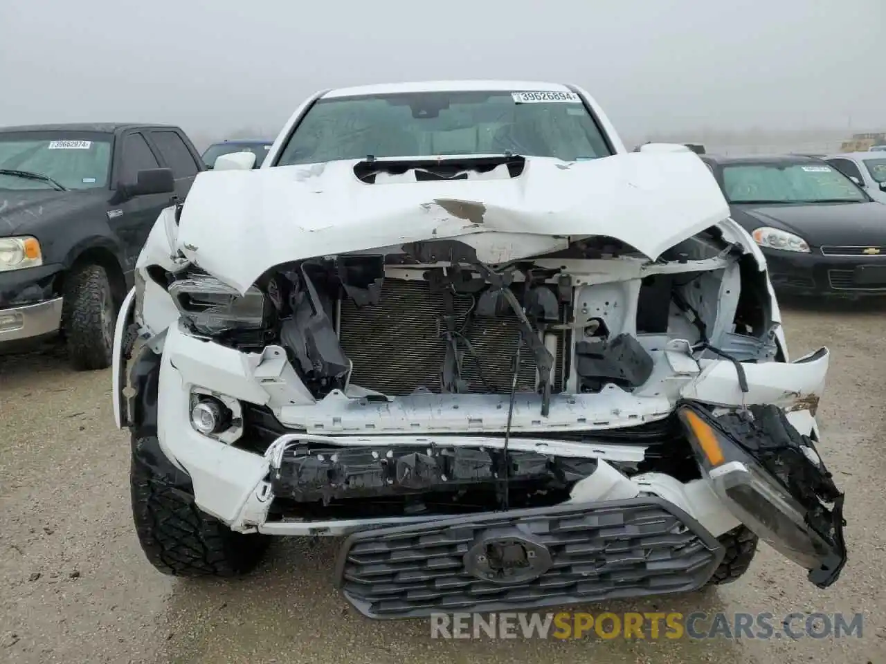 5 Photograph of a damaged car 3TMCZ5AN7NM474252 TOYOTA TACOMA 2022