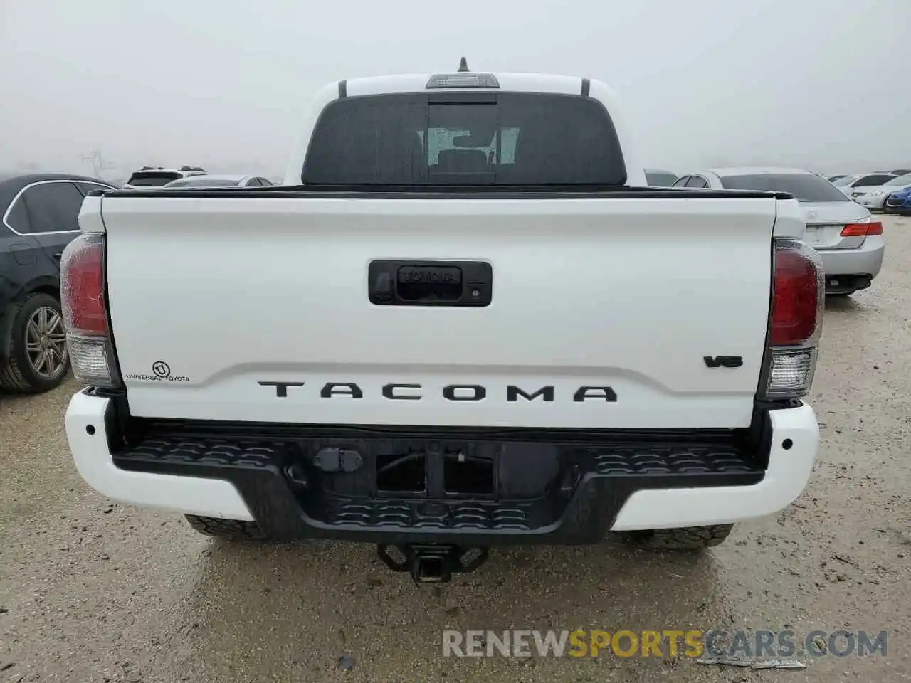 6 Photograph of a damaged car 3TMCZ5AN7NM474252 TOYOTA TACOMA 2022