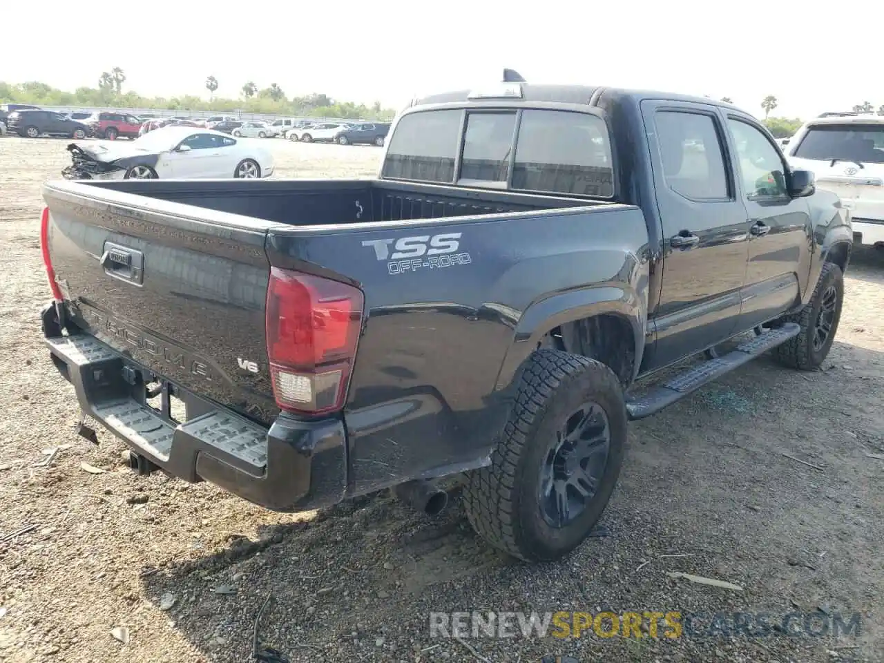 4 Photograph of a damaged car 3TMCZ5AN7NM482853 TOYOTA TACOMA 2022